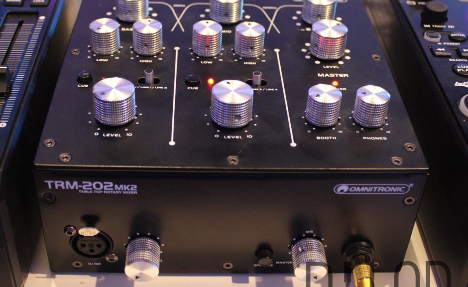 Musikmesse 2016: Omnitronic TRM-202MK2 - Kompakter Rotary-Mixer