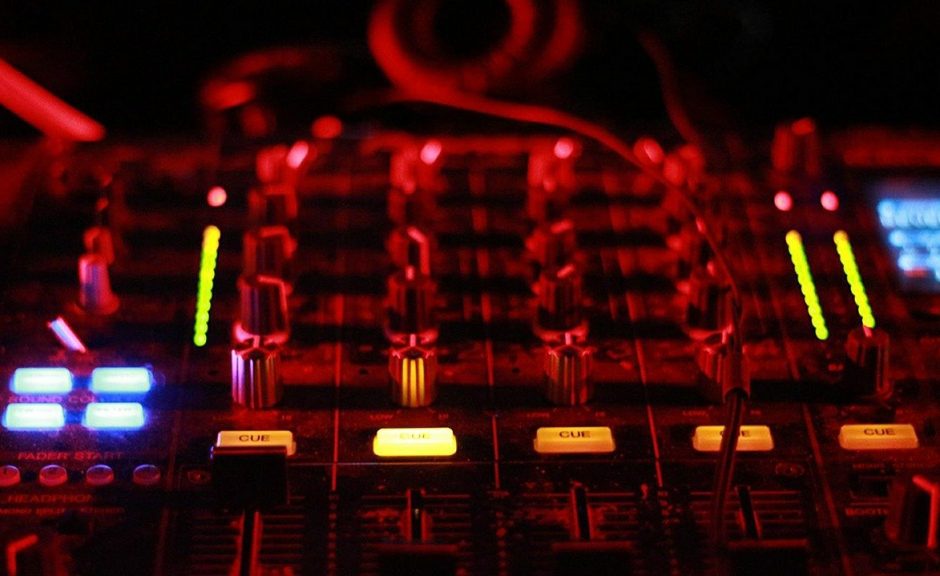 Wie finde ich den passenden DJ-Mixer?