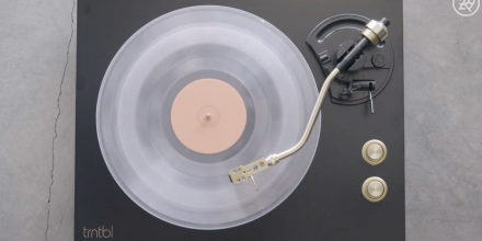 Video: Wie wird ein Turntable hergestellt?