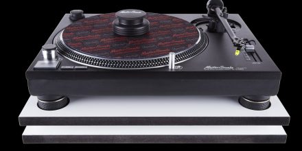 MasterSounds und TPI mit ultimativem Turntable-Isolator