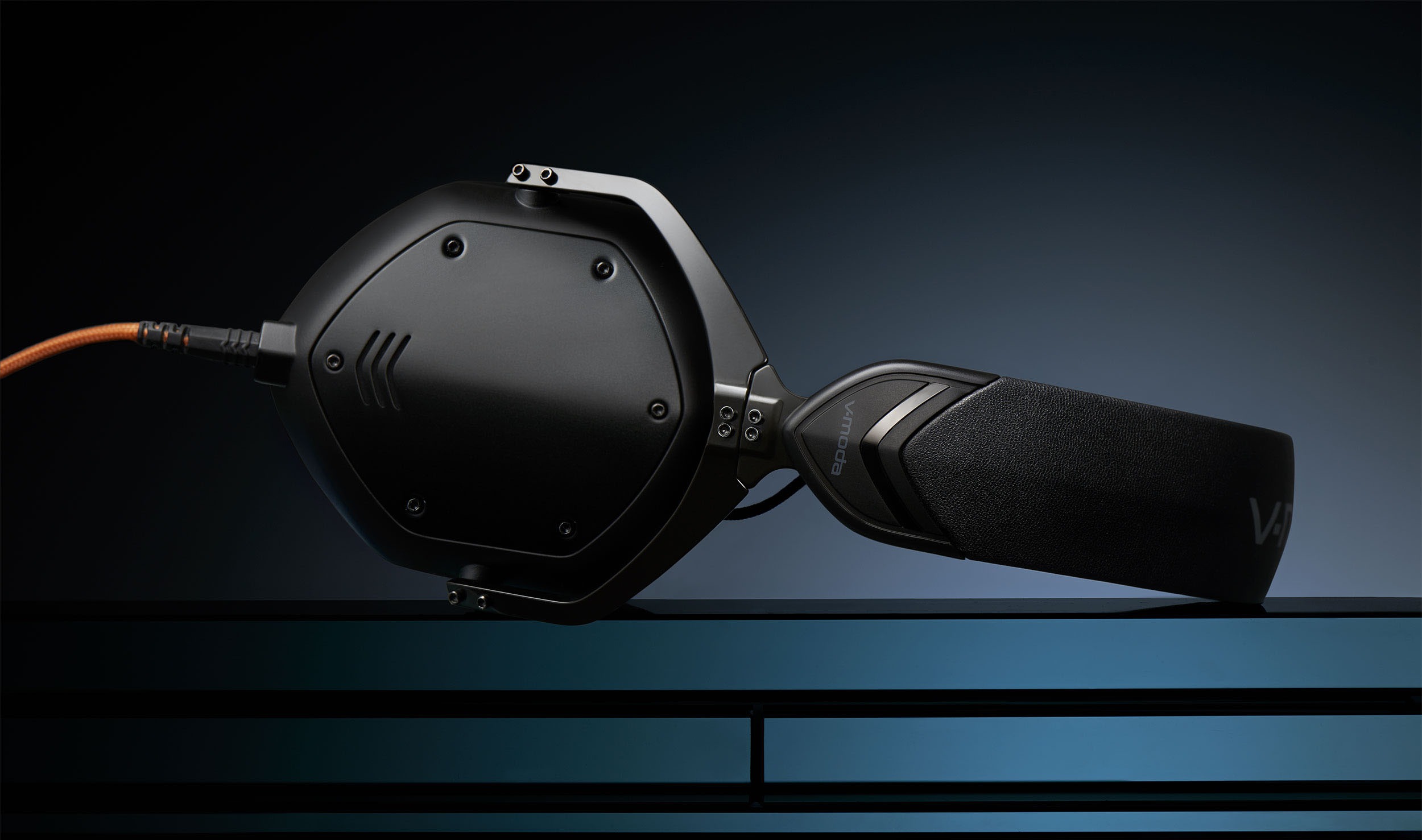 V-Moda: Neues Master-Modell des Crossfade M-100 angekündigt