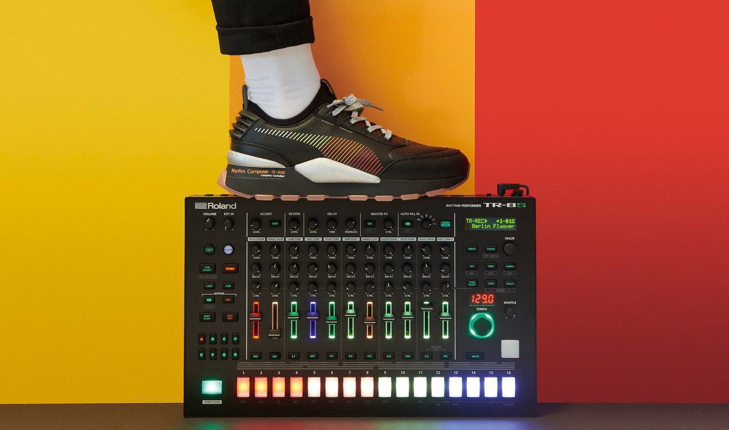 808-Day: Roland verlost 808-Sneaker und Serato-Scratch-Vinyl