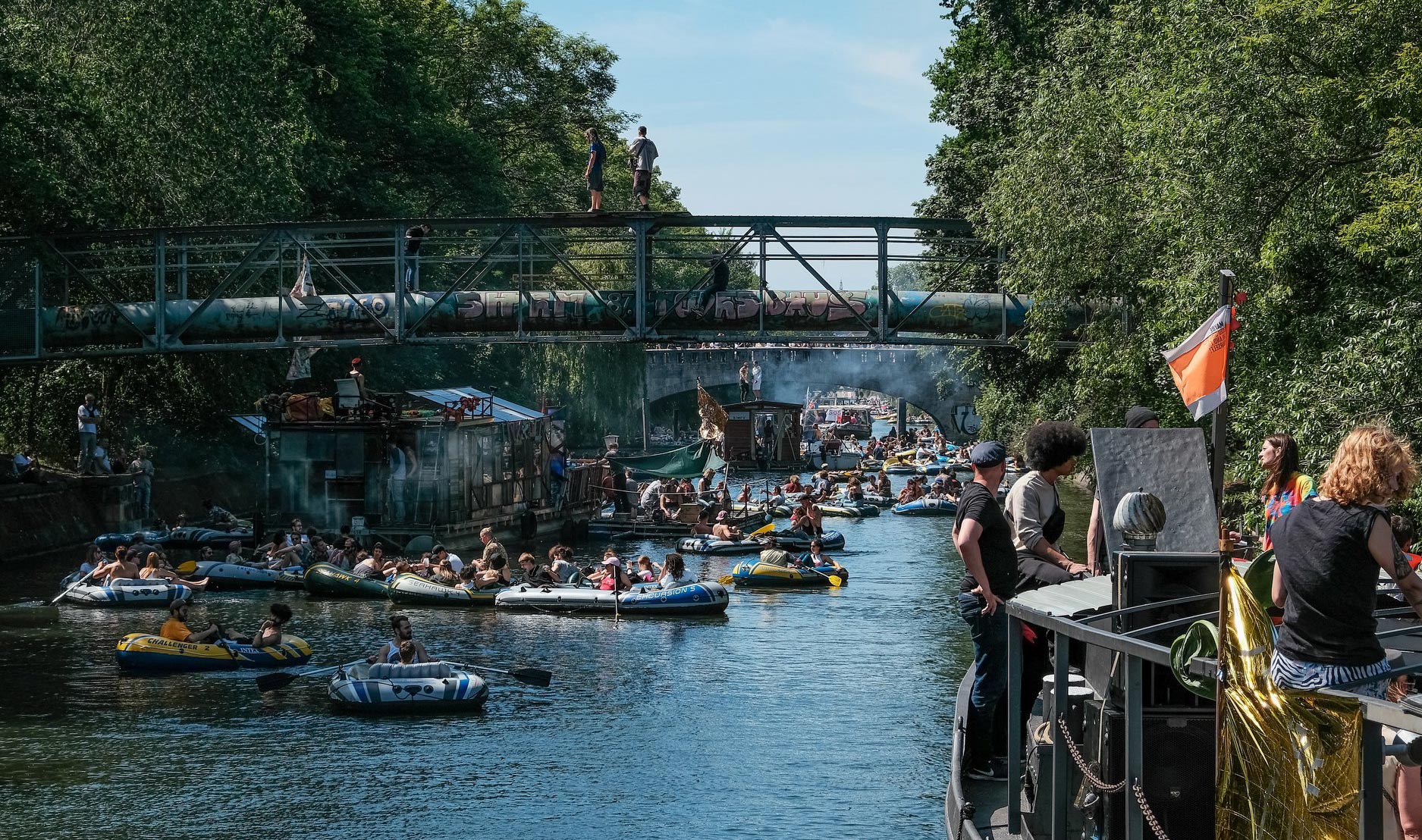 Gummiboot-Demo 'Für die Kultur': Was für eine Kultur soll das bitte sein?