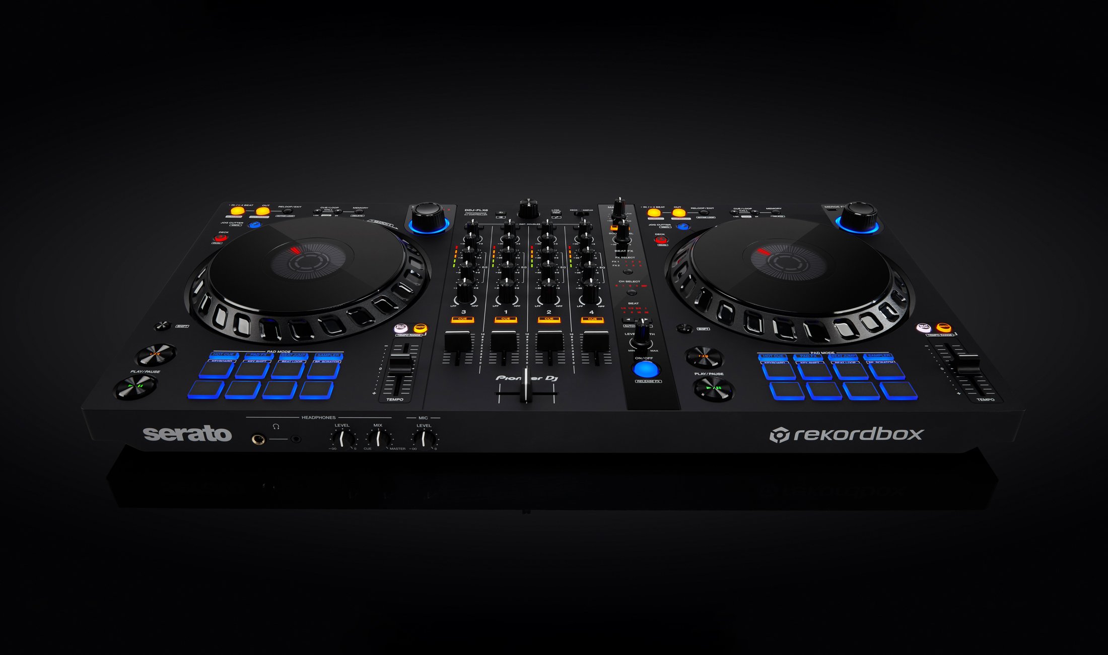 Pioneer DJ stellt mit dem DDJ-FLX6 neuen 4-Kanal Mixer vor