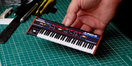 Miniatur Synthesizer: Juno, 808, OB-X und Co. als winzige Nachbauten