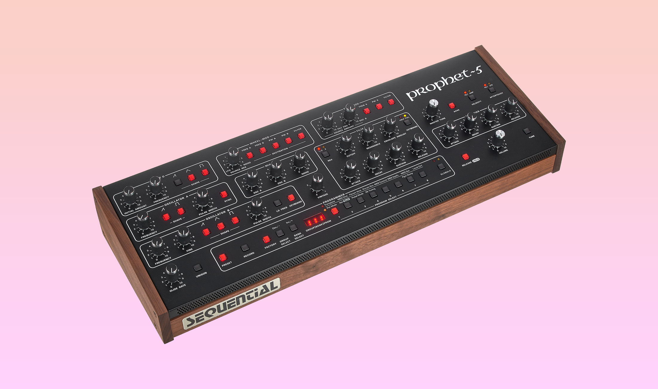 Test: Sequential Prophet-5 / Desktop-Synthesizer