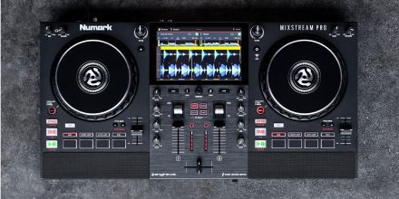 Numark Mixstream Pro: Standalone Controller mit WiFi-Verbindung