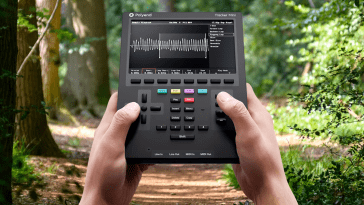 Polyend Tracker Mini: Mobile Groovebox im Stile einer Handheld-Konsole