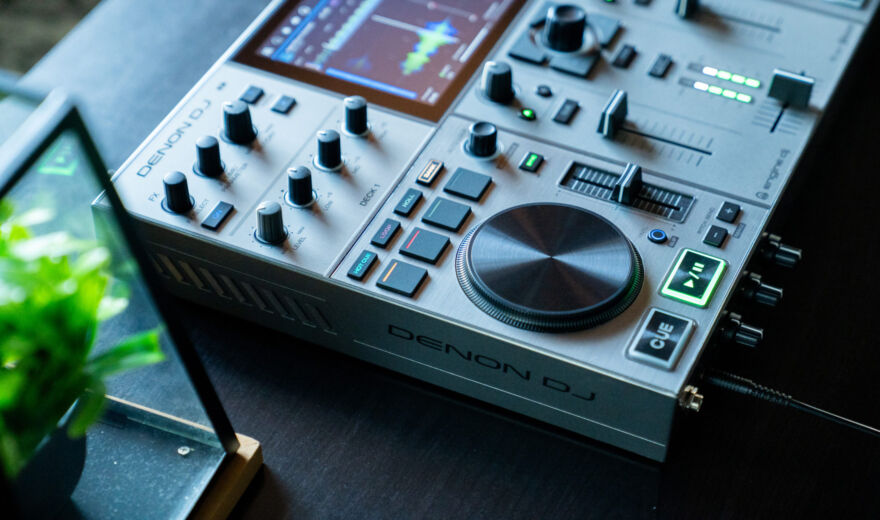 Update Engine DJ: 4.1-Version mit neuer Bluetooth-Funktion für DJ-Workstations